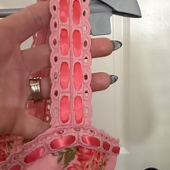 Floral Pink Crop Top with Lace Straps - Picture 5 of 6
